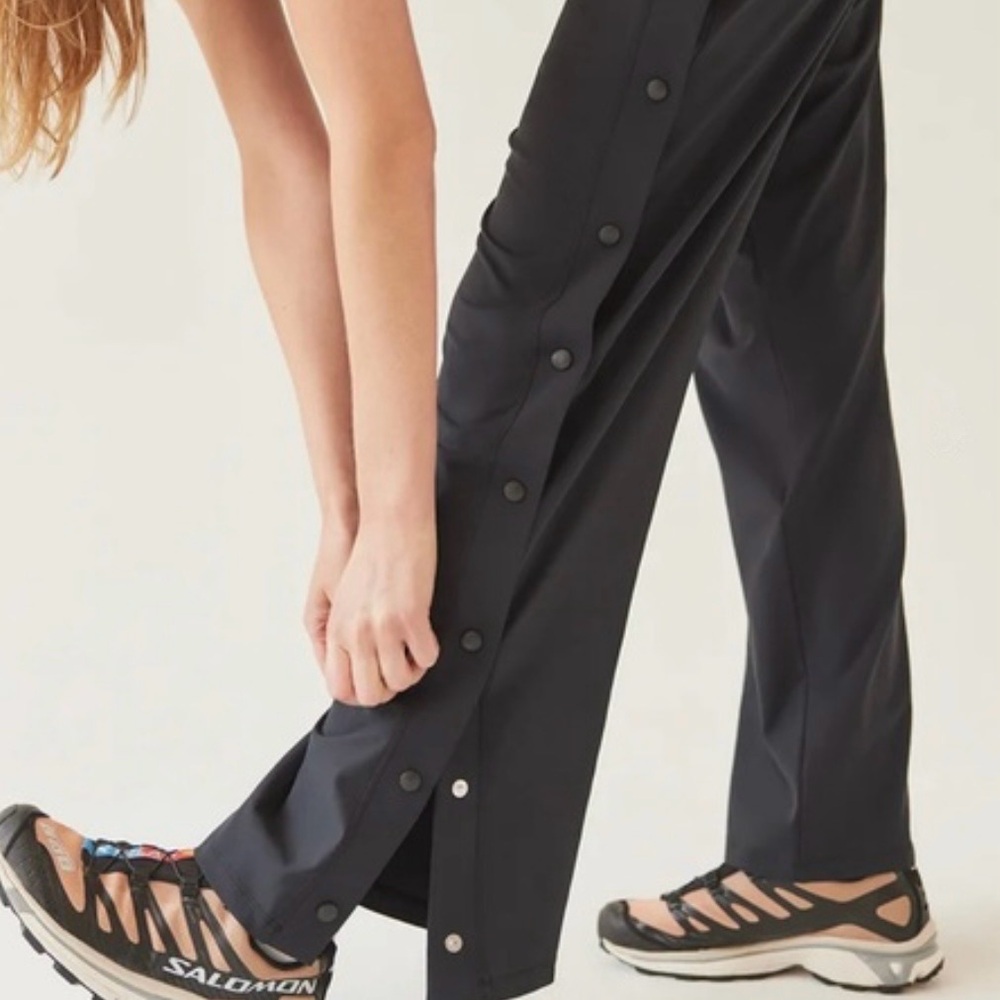 Outdoor Voices Women's High Stride Snap Off Track Pants Black Small RN147908